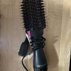 Revlon round brush blow dryer