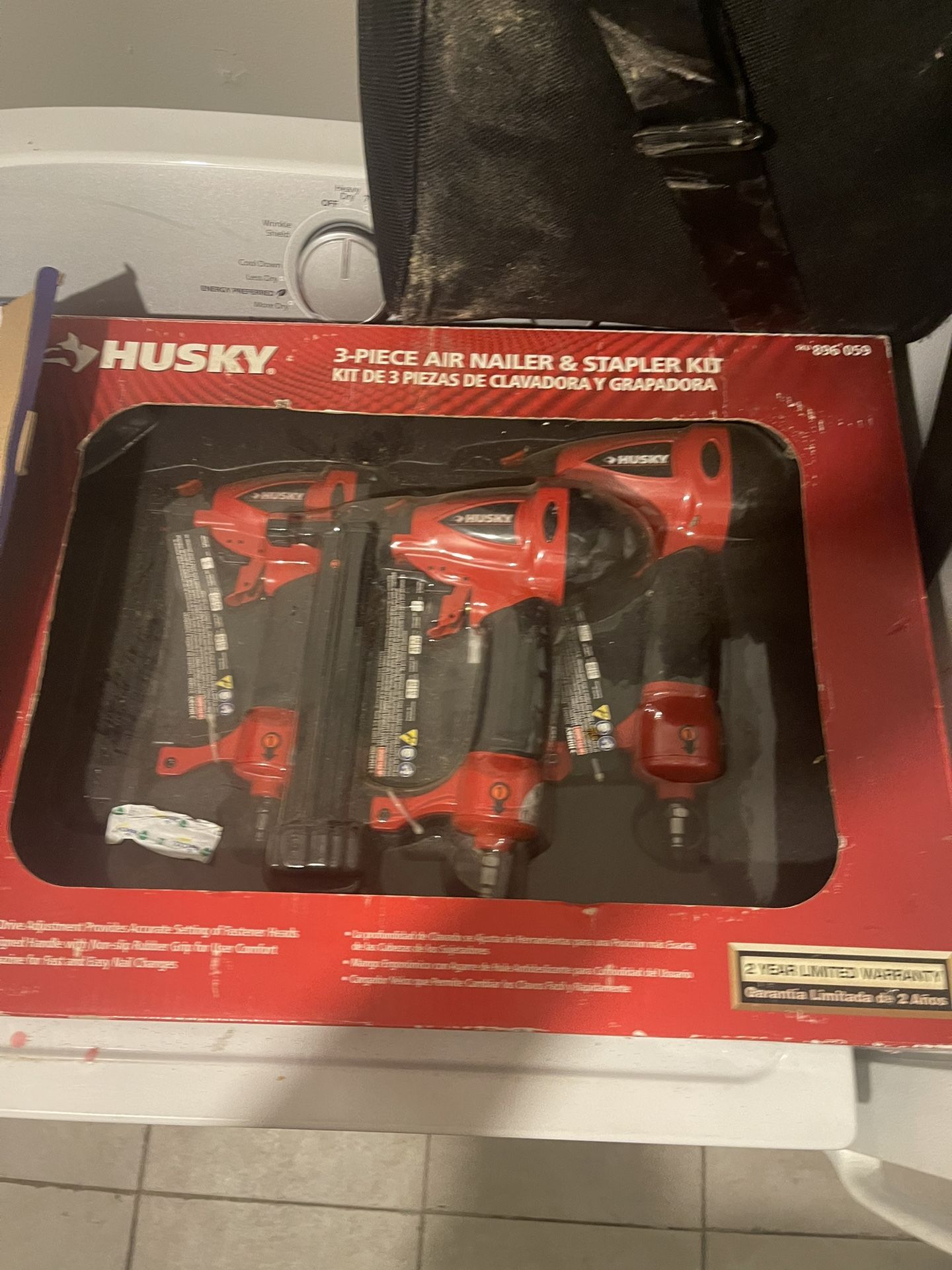 Husky Air Nail Gun Set
