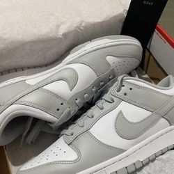 Nike Dunk Low “grey fog”