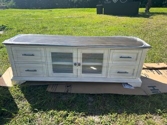 Farmhouse TV Stand with Drawers and Cabinet