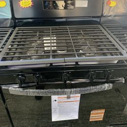 Whirlpool Range With 5 Burners- Hot Deal! 