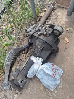 03 Chevy front differential 4x4