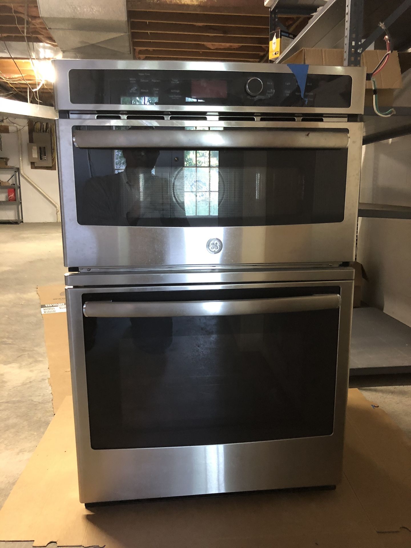 GE double oven (oven+microwave) JK3800SHSS like new