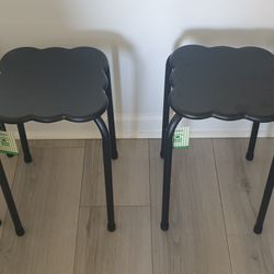 Pickup From LebanonTN 37087...New Stackable Set Of 4 Metal Stools Indoor And Outdoor..excellent Condition..pet N Smoke Free Hom