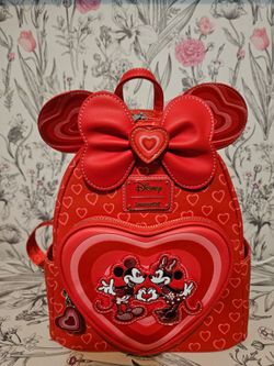 Loungefly Minnie Mouse