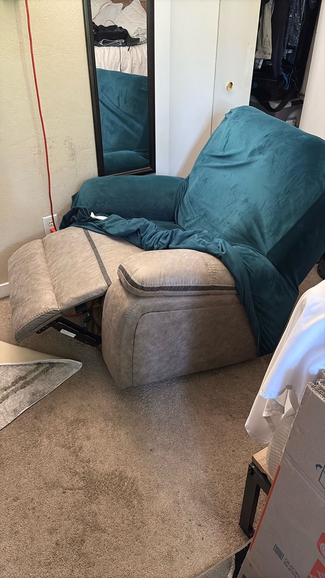 Recliner