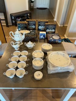 Fine China Set - Johann Haviland - Blue Garland