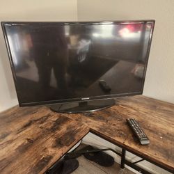 32 Inch Samsung TV 