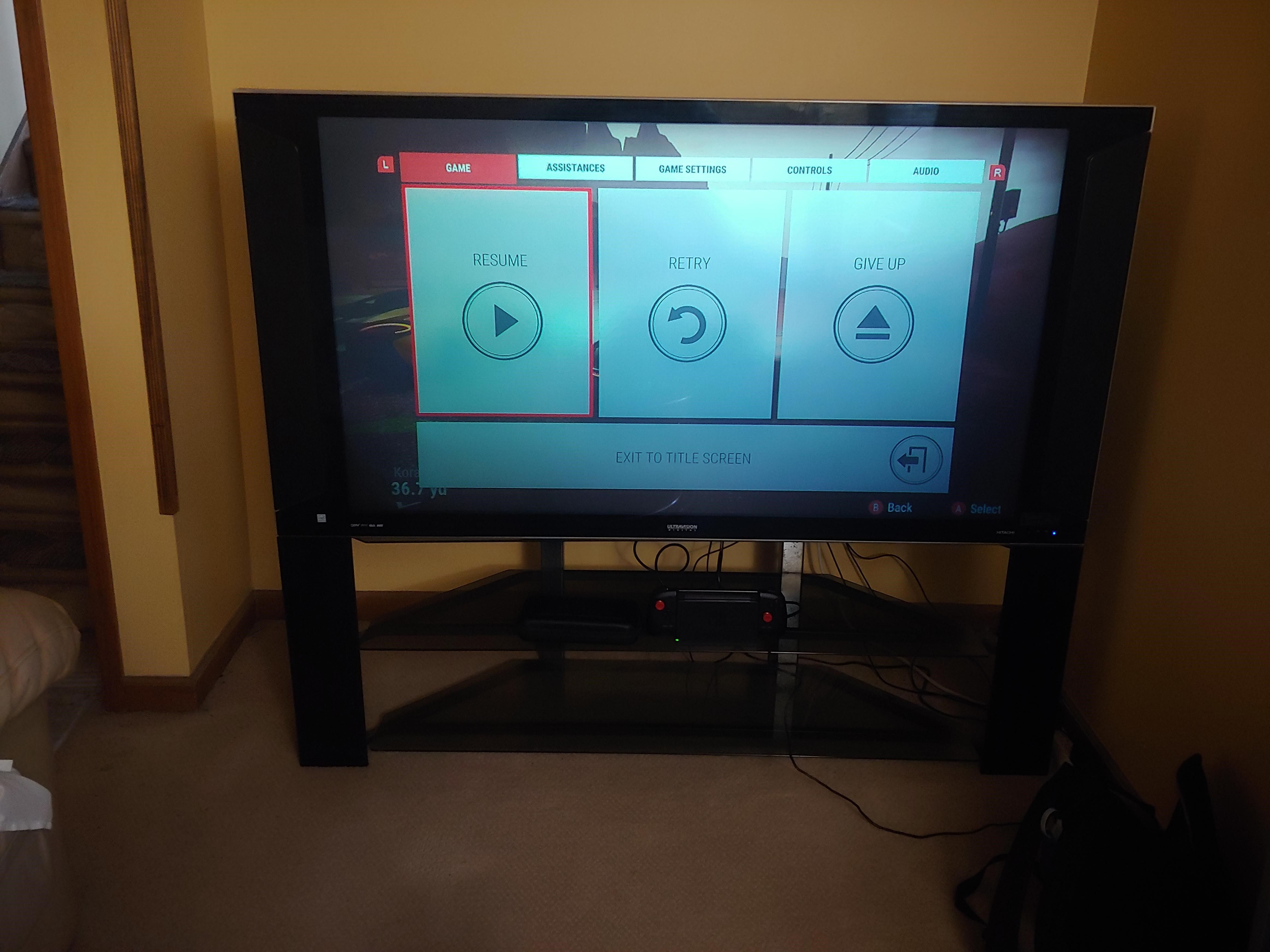 FREE!!! Hitachi 60VS810 Ultravision CineForm - 60" rear projection TV and STAND (With Original Remote)