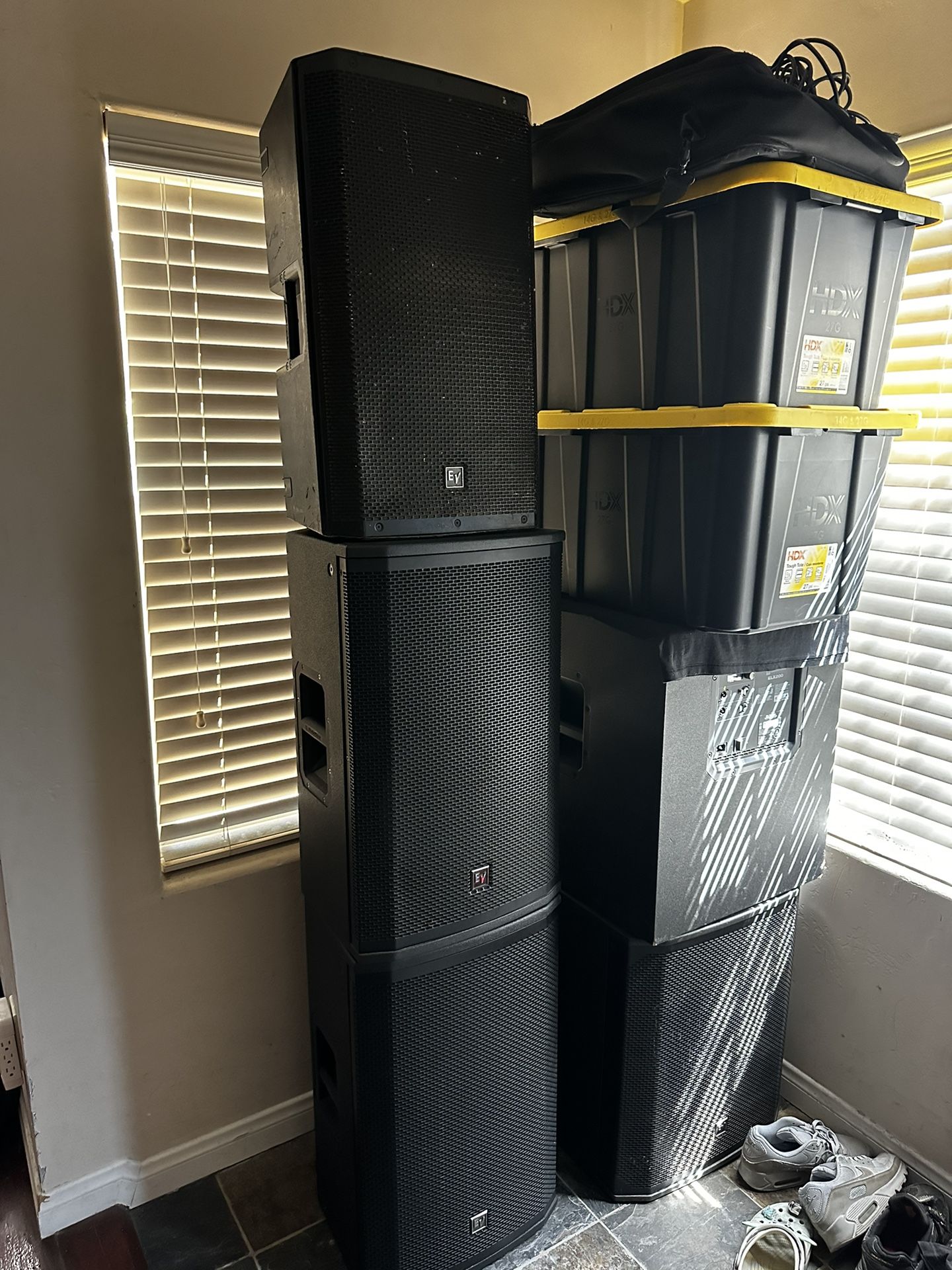 Speakers / Music Gear