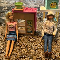 Barbie Bee Keeper And Barbie Noodle Bar
