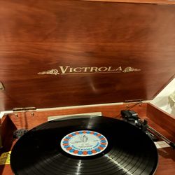 Victrola Classic Bluetooth Record Player