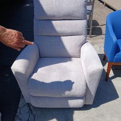Recliner 