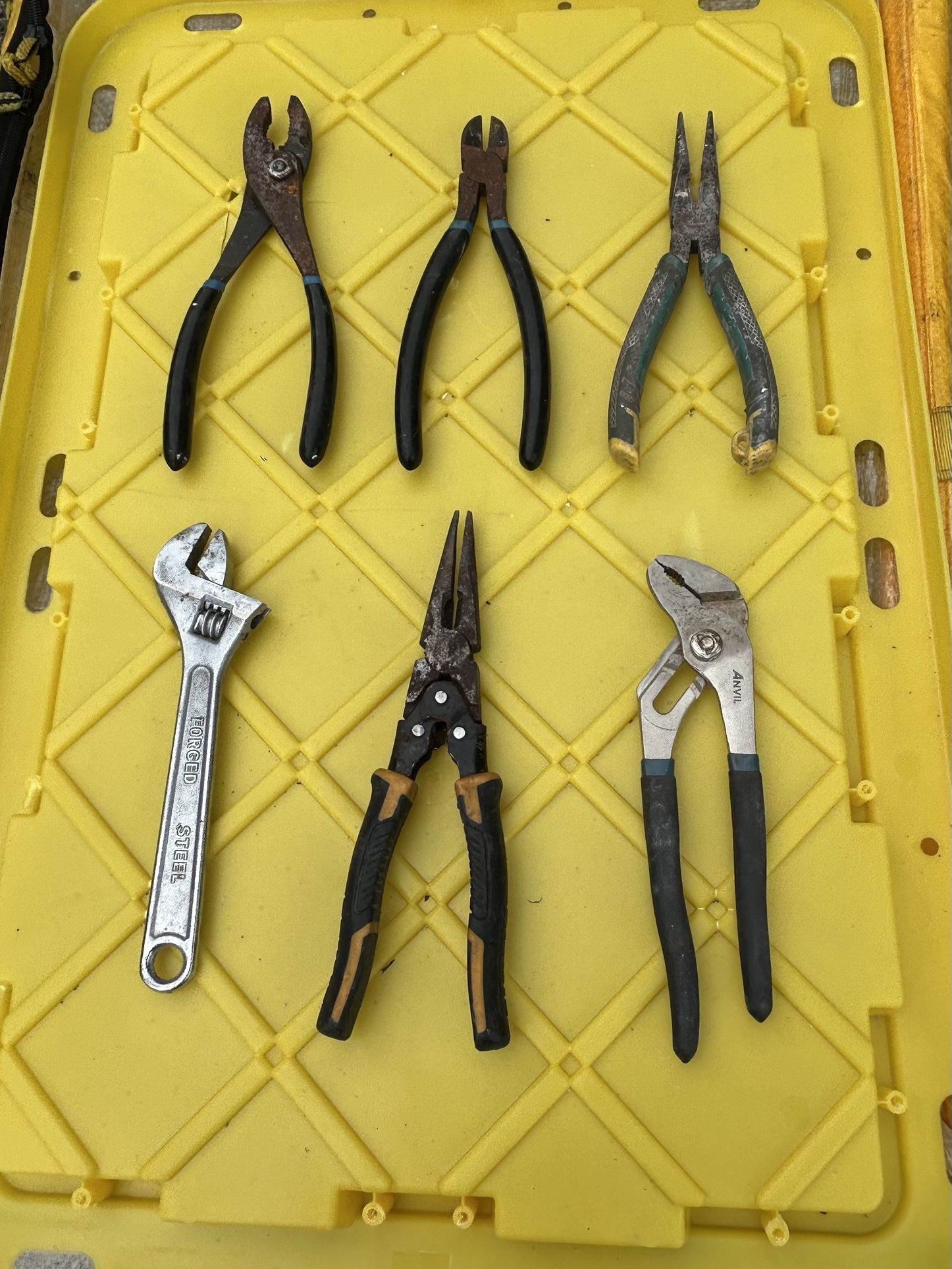 Pinzas Y Llave De Expansión
