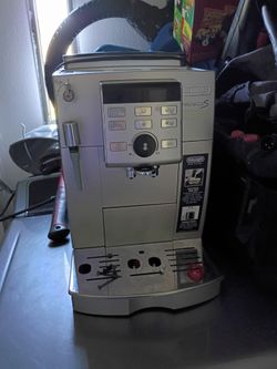 De'Longhi Magnifica S Automatic Espresso Machine