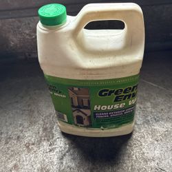 1Gallon Green Envy House Wash