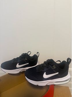 Nike Air Max black sneakers toddlers size 10C New with box no lid
