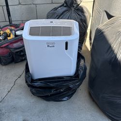 DeLonghi Portable AC