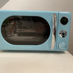 Galanz Retro Microwave 