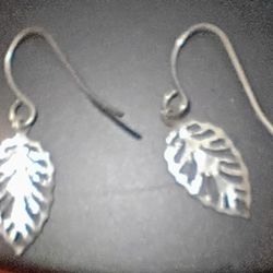 Silver Drop Leaf Earrings 