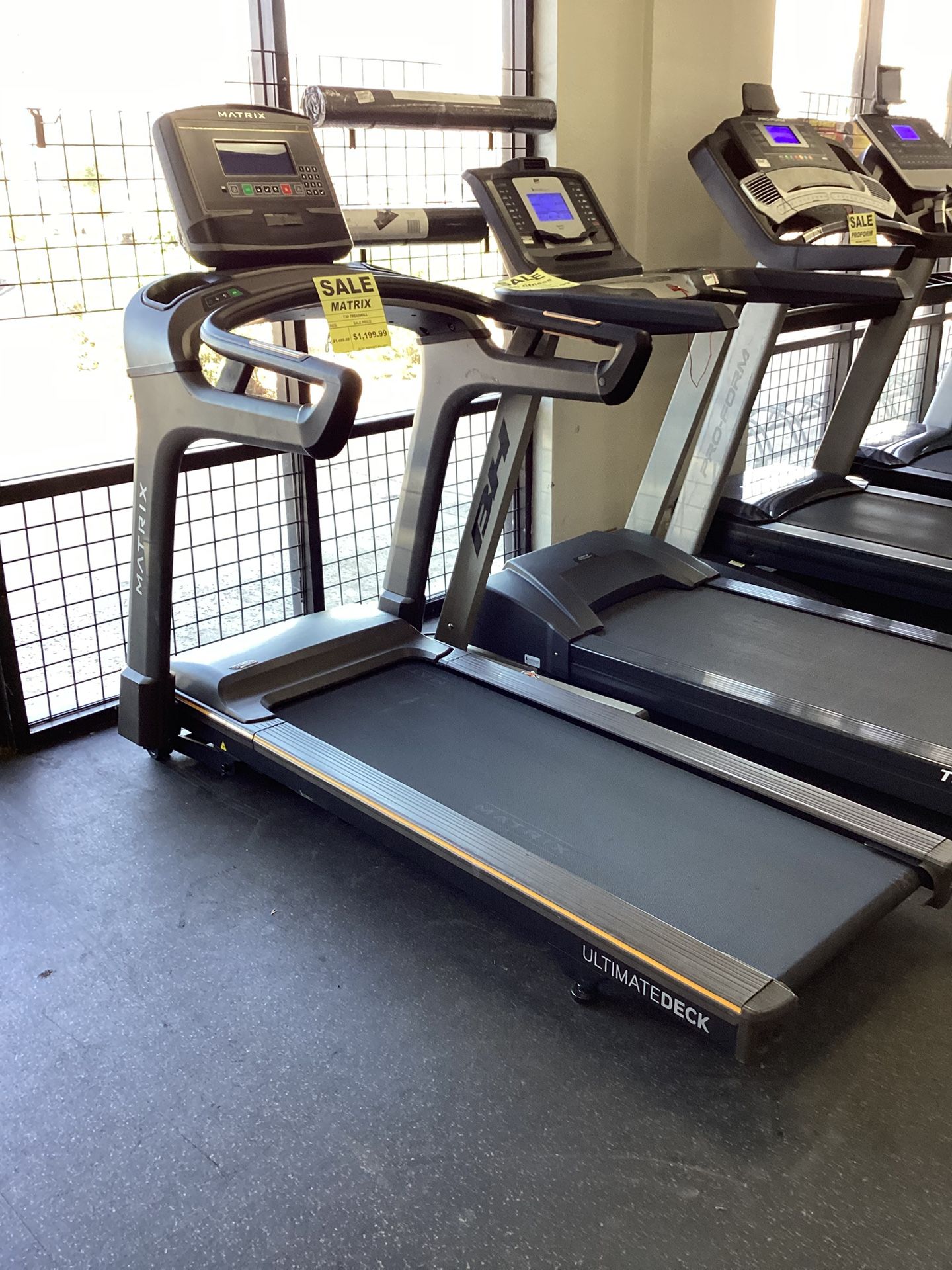 Matrix T30 High End Treadmill With Warranty
