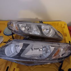 Head Light R And L