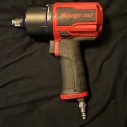 Snap On 1/2 In Impact Air Wrench 