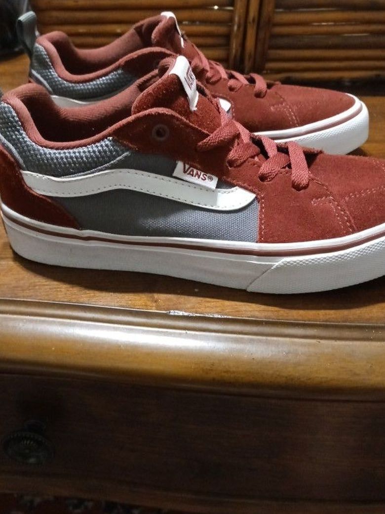 Kid's Vans Tennis Shoes