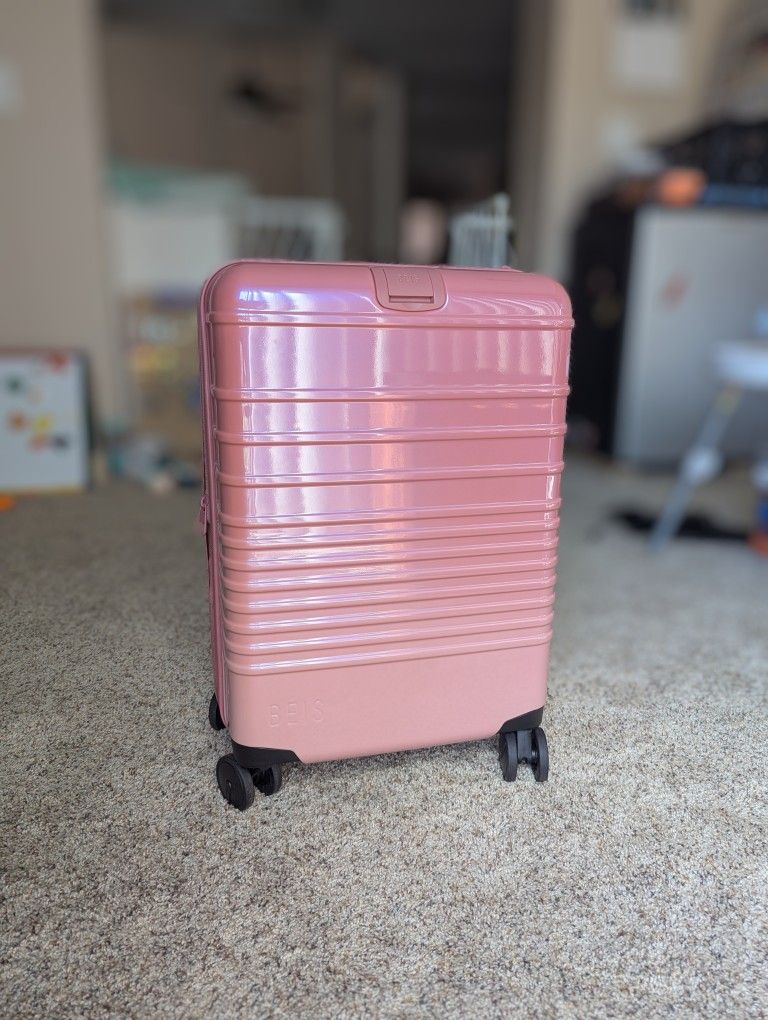 Wicked Beis Carry-On Roller