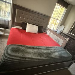 King Bed Frame With Drawer 