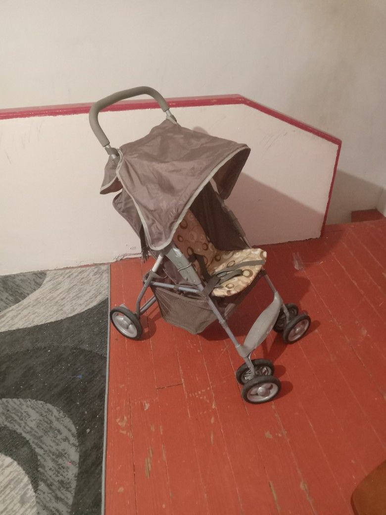 Cosco stroller for baby