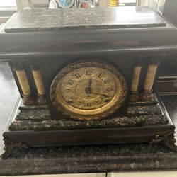 Mantel Clock 