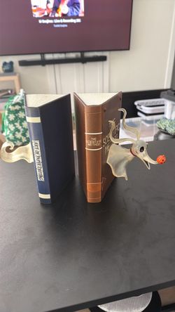 Disney, nightmare before Christmas book ends