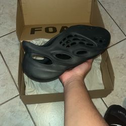 Yezzy Foam Runners Onyx 