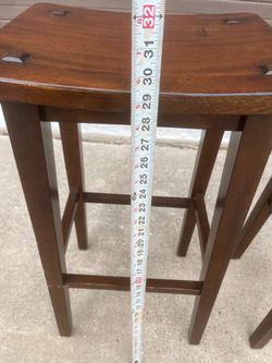 Beautiful plush wood kitchen/bar stools $49