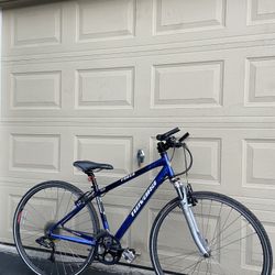 Novara Forza Hybrid Bicycle – 14” Small Frame – 700c – 24 Speed – Bike