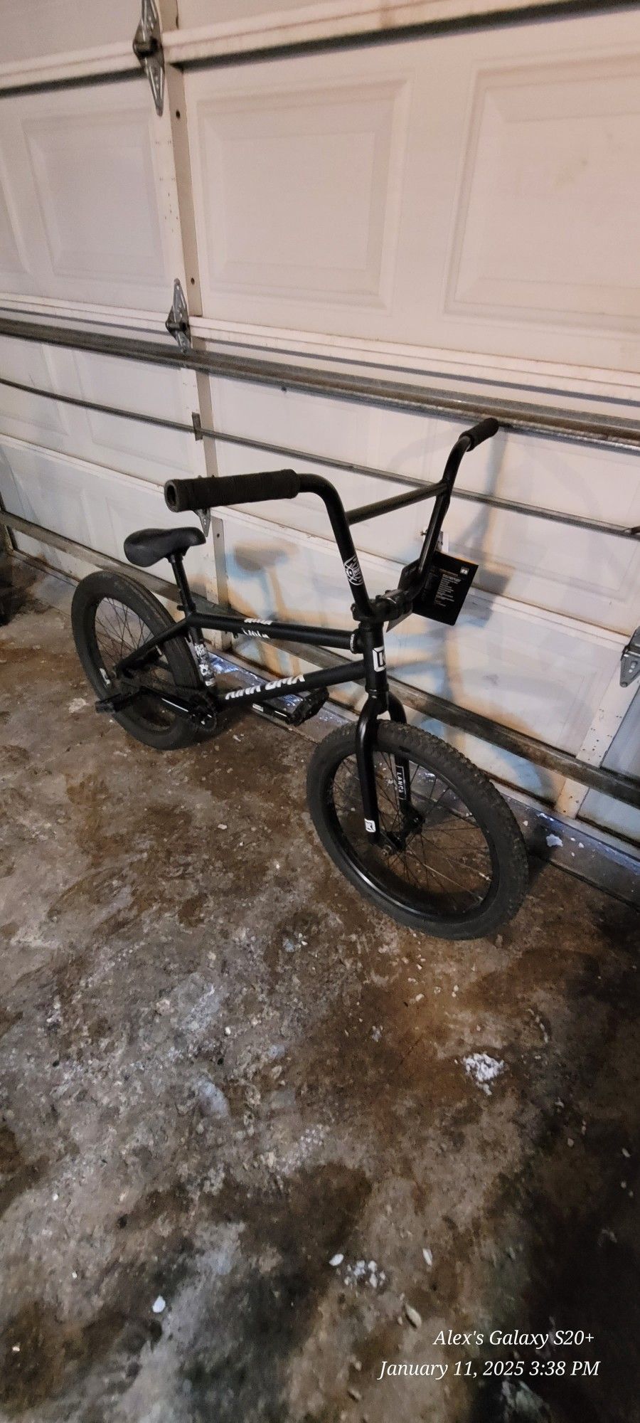 2023 kink curb