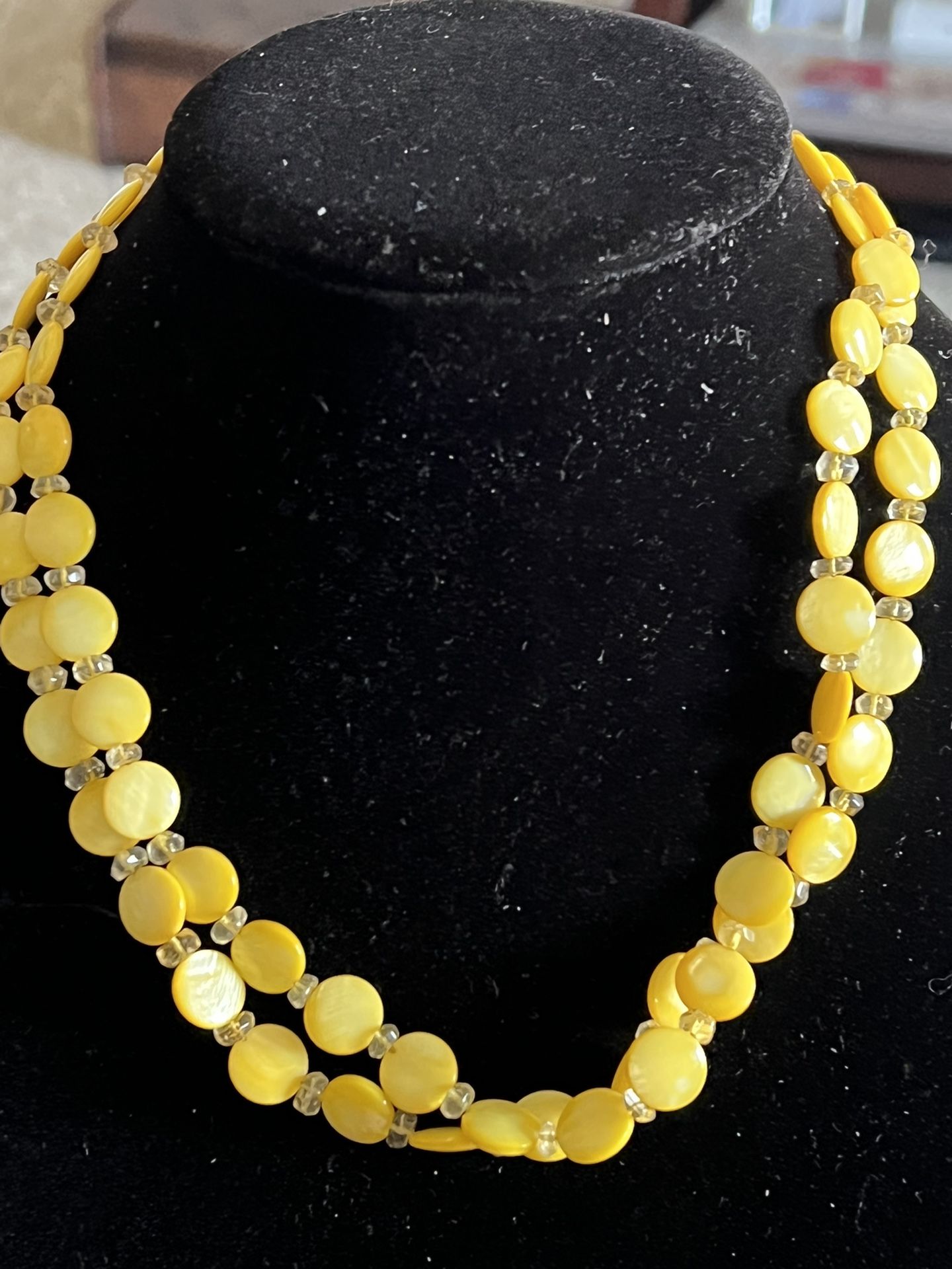 925 Sterling S mother of pearls 20 “ Beautiful Necklace