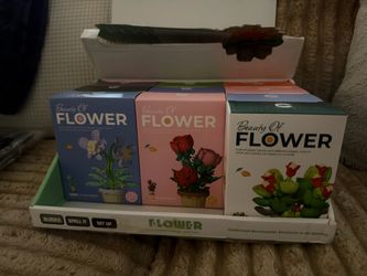 Beauty of Flower Building Block Sets (Set of 10) - Brand New