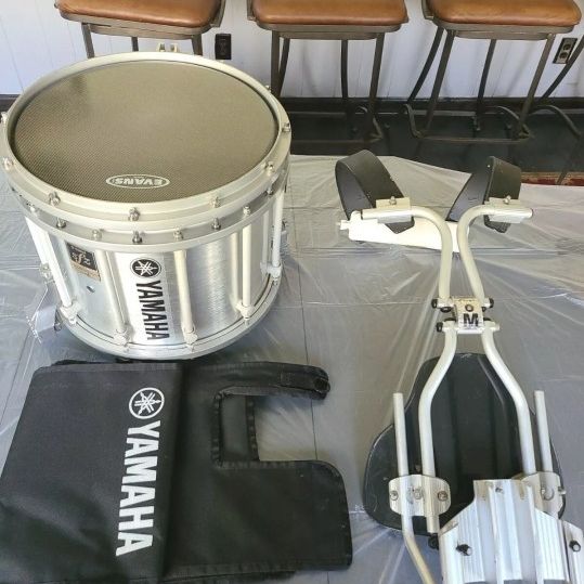 YAMAHA SFZ 12x14" Marching Snare Drum & Randall May Carrier for Sale in