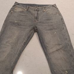 Evisu vintage bleached jeans

size:34