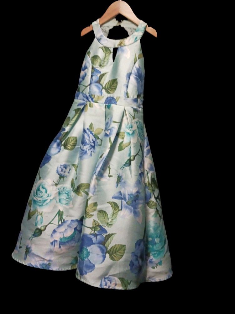 Beautiful Girl Floral Dress Size 7/8