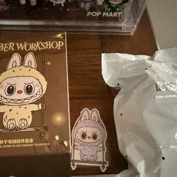 New Popland Timber workshop swinging Labubu “Purple”. Opened from bottom to confirm card only. Bag is still sealed. $25