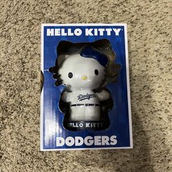 hello kitty dodgers bobblehead 