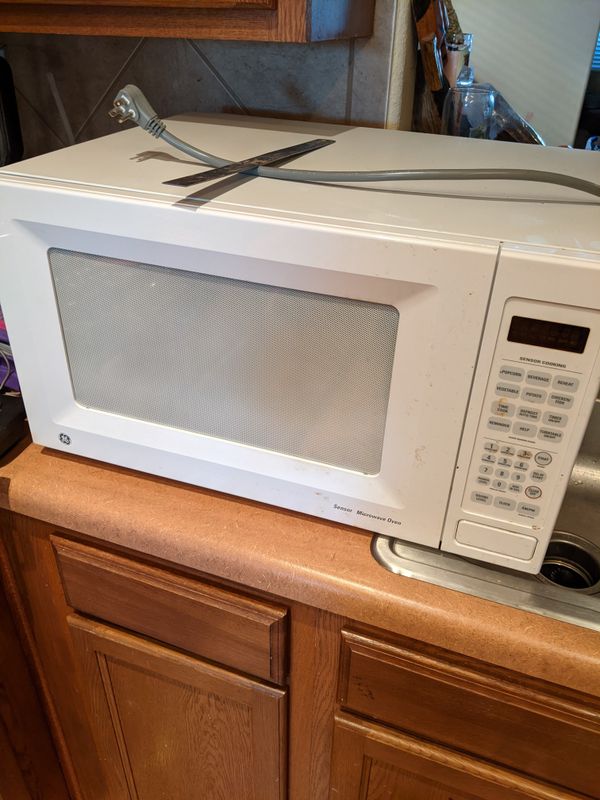 Free broken microwave for Sale in San Antonio, TX OfferUp