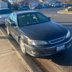 2000 Lexus ES 300