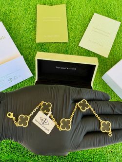 Van Cleef & Arpels Bracelet Gold