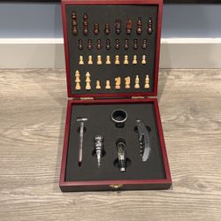 Miniature Chess game Wine Tool Combo