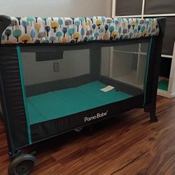 Crib / Playpen