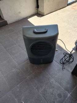 portable air cooler/ swamp cooler.